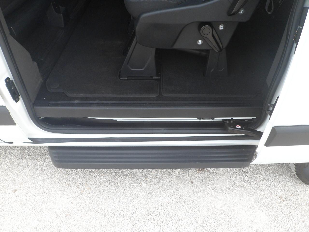 Ford Transit Custom 9 posti