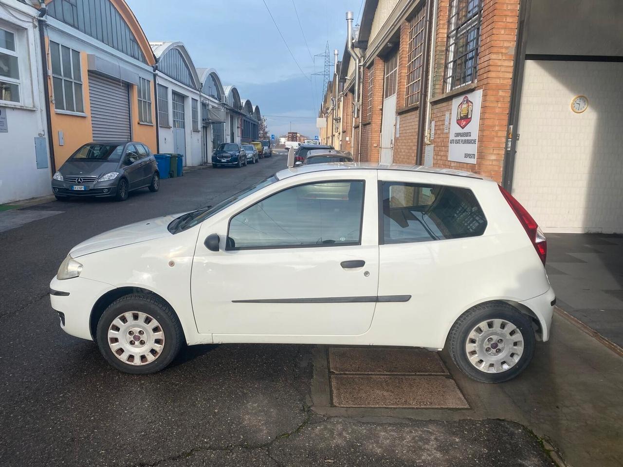 Fiat Punto Classic Active 1.2 3p - OK NEOPATENTATI