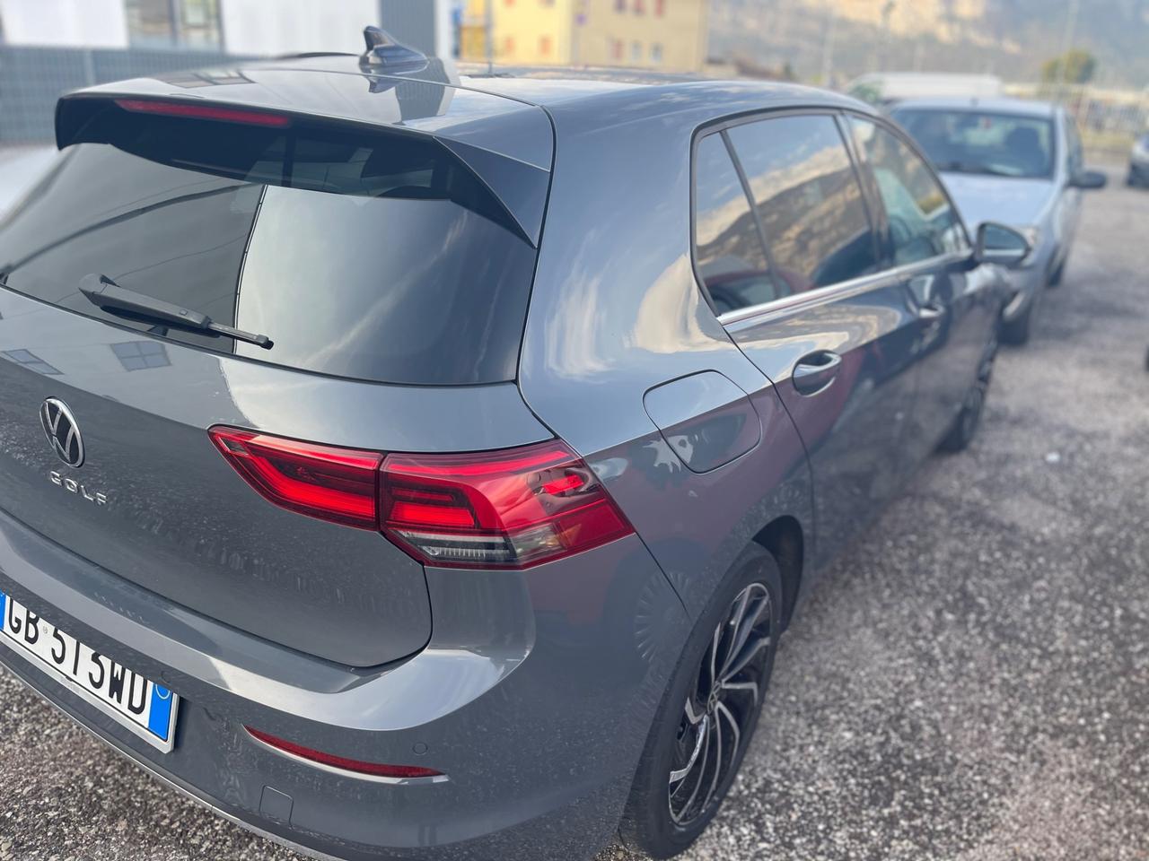 Volkswagen Golf 2.0 TDI SCR Style SI NEOPATENTATI