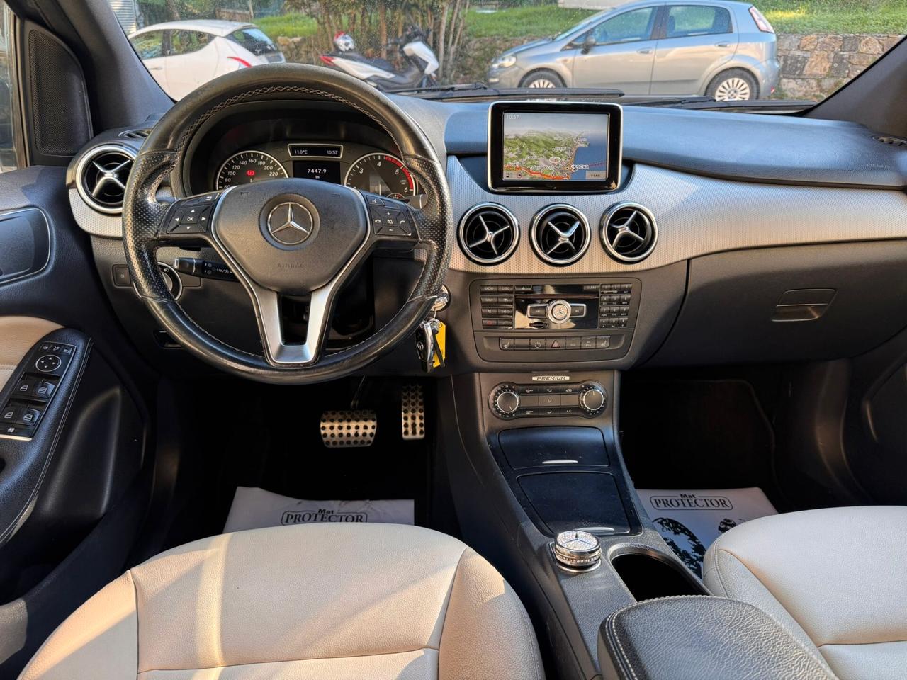 Mercedes-benz B 180 CDI BlueEFFICIENCY Premium AUTOMATICA