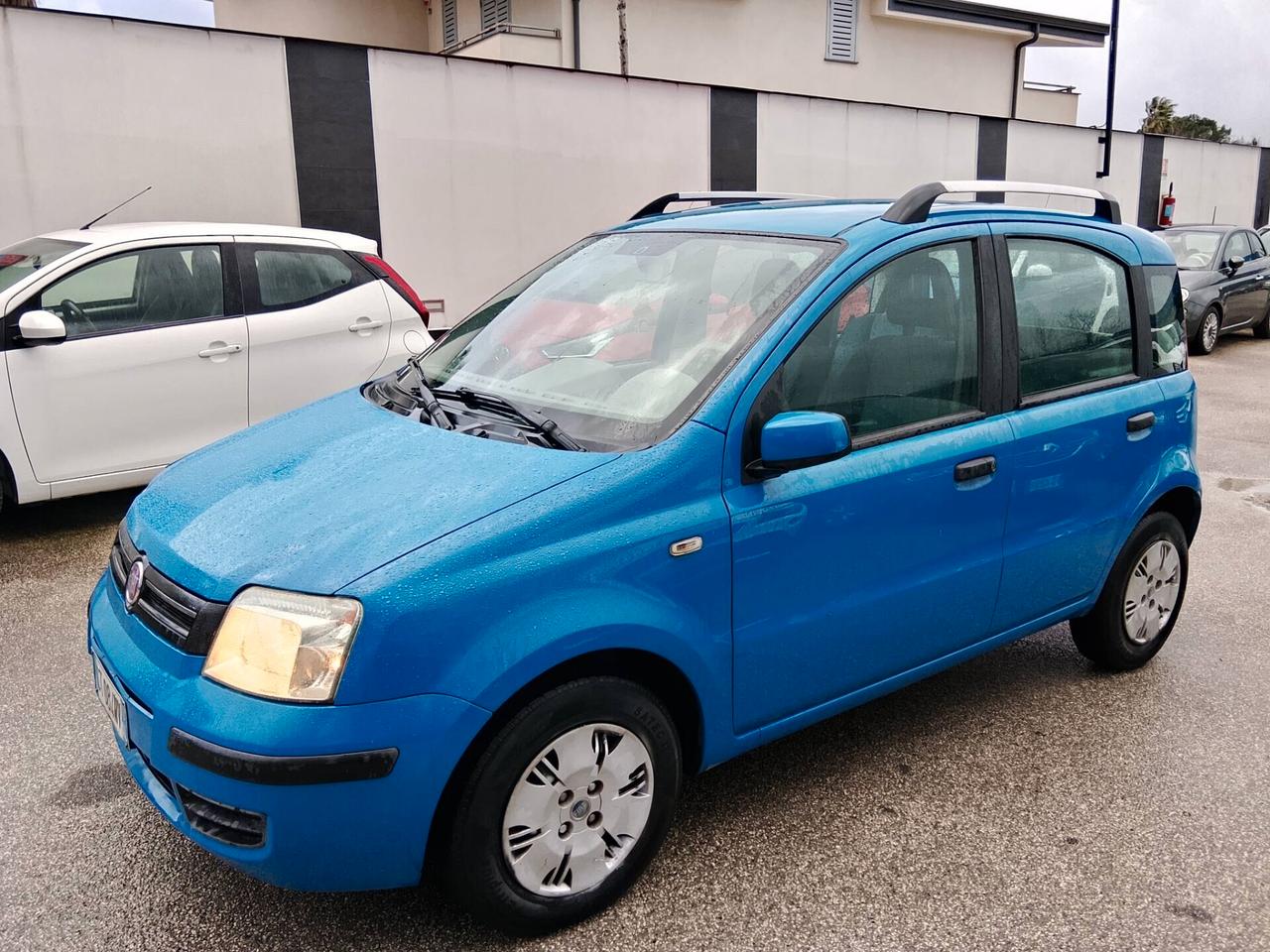 Fiat Panda LEGGI ANNUNCIO