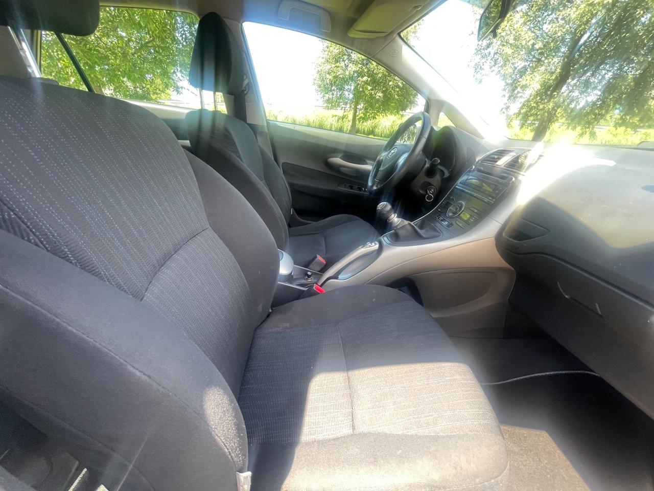 Toyota Auris 2.0 D-4D 5 porte Sol