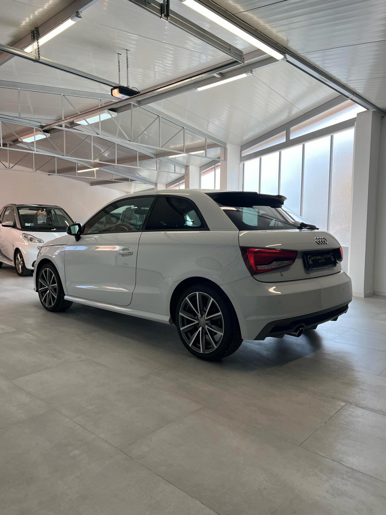 Audi A1 1.6 TDI 116 CV S tronic Sport