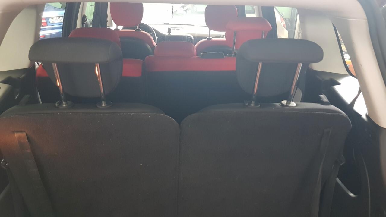 Fiat 500L Living 1.3 MTJ 7 POSTI OK NEOPATENTATI NO BLOCCHI!!!