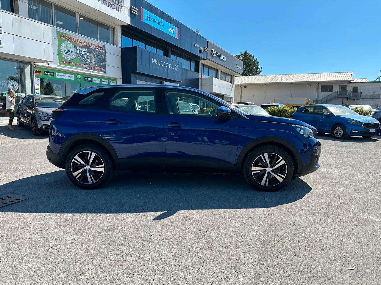 Peugeot 3008 BlueHDi 130 S&S EAT8 Business