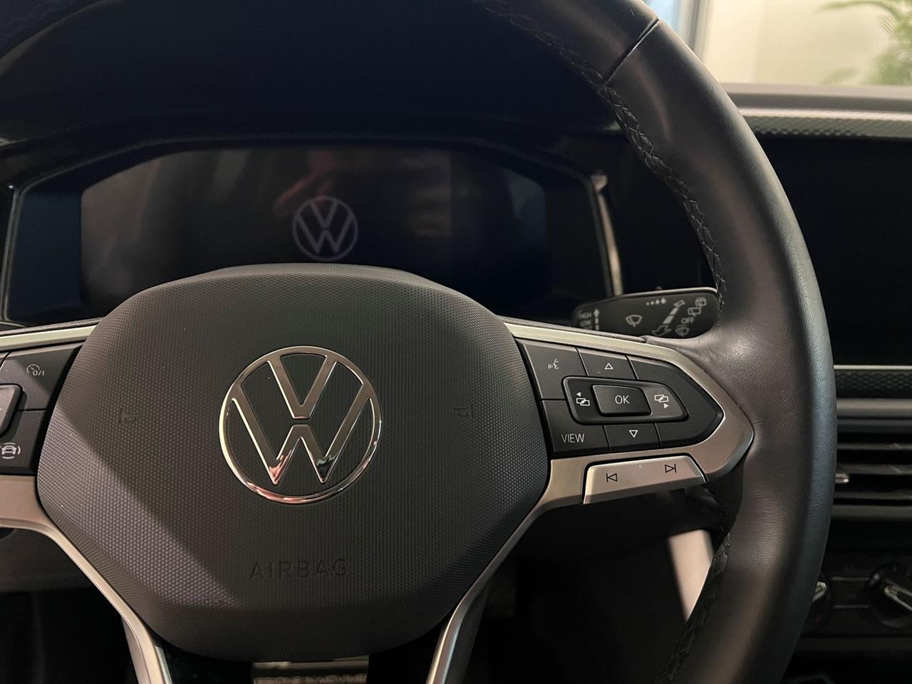 VOLKSWAGEN Polo VI 2022 1.0 tsi Life 95cv