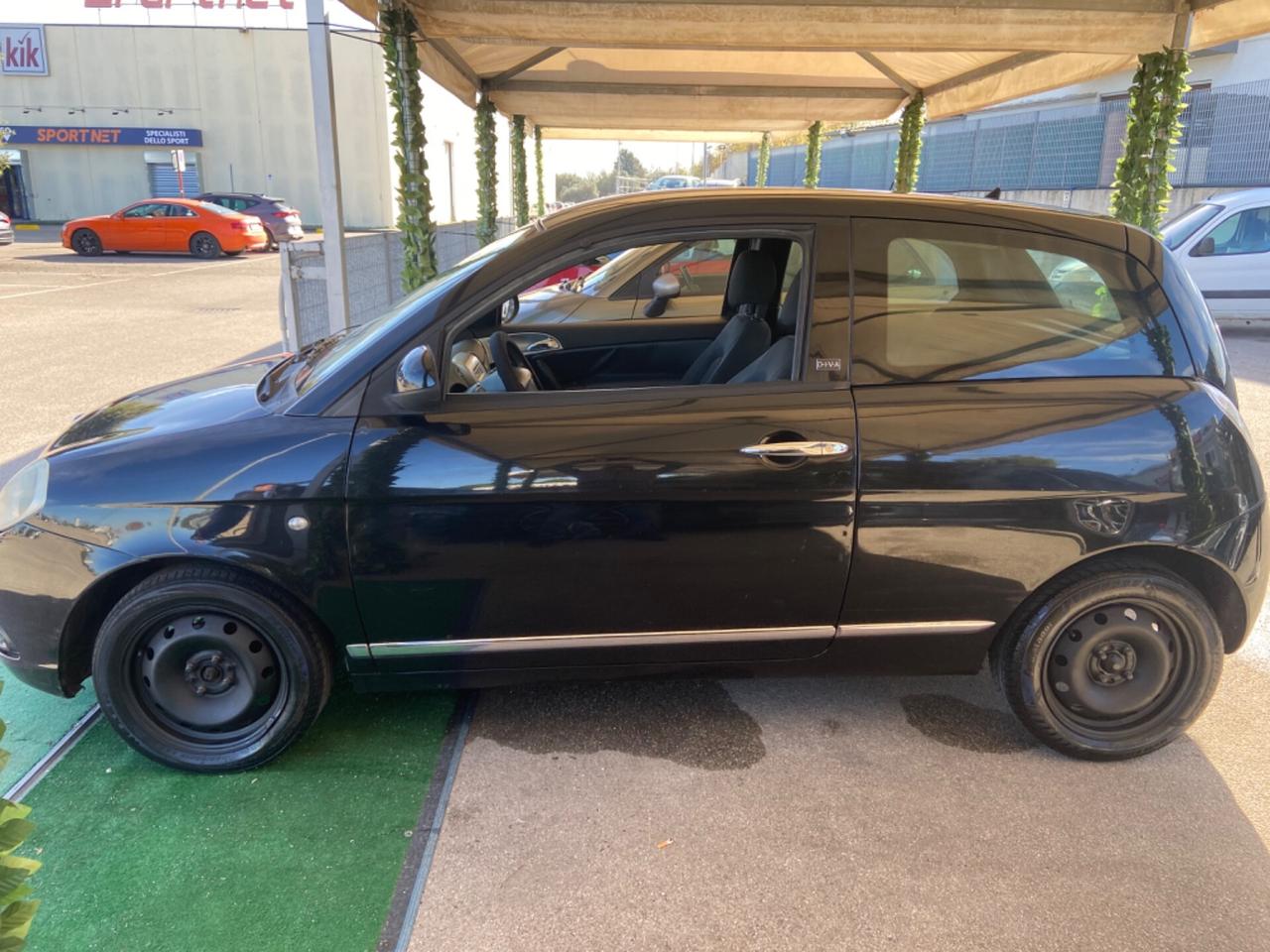 Lancia Ypsilon 1.2 69 CV Diva