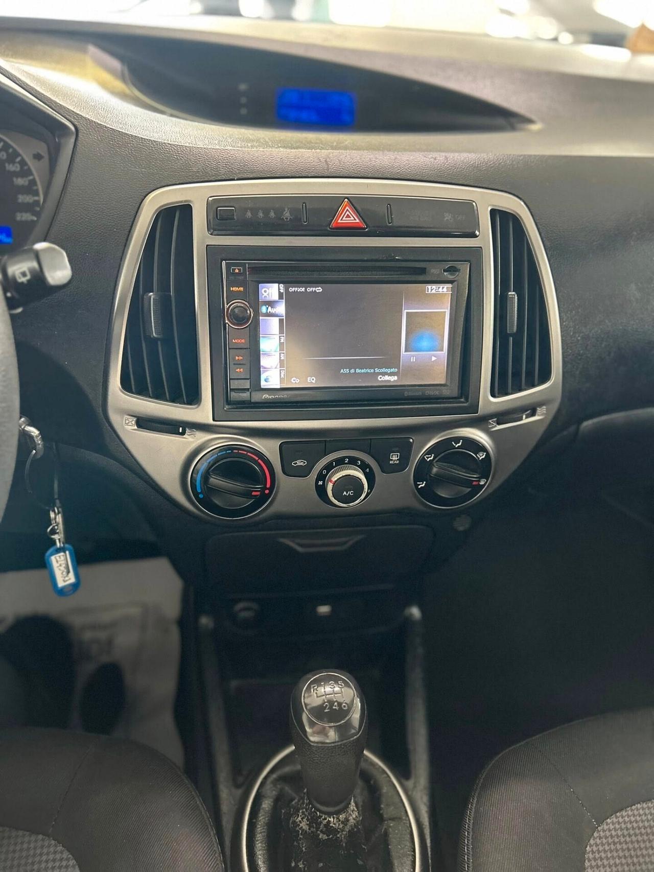 Hyundai i20 1.1 CRDi 5p.-2012