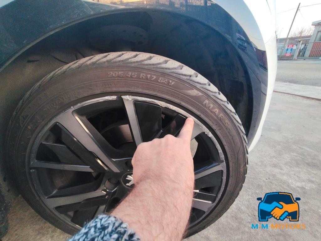 Peugeot 208 5 Porte 208 1.2 puretech GT s&s 130cv eat8