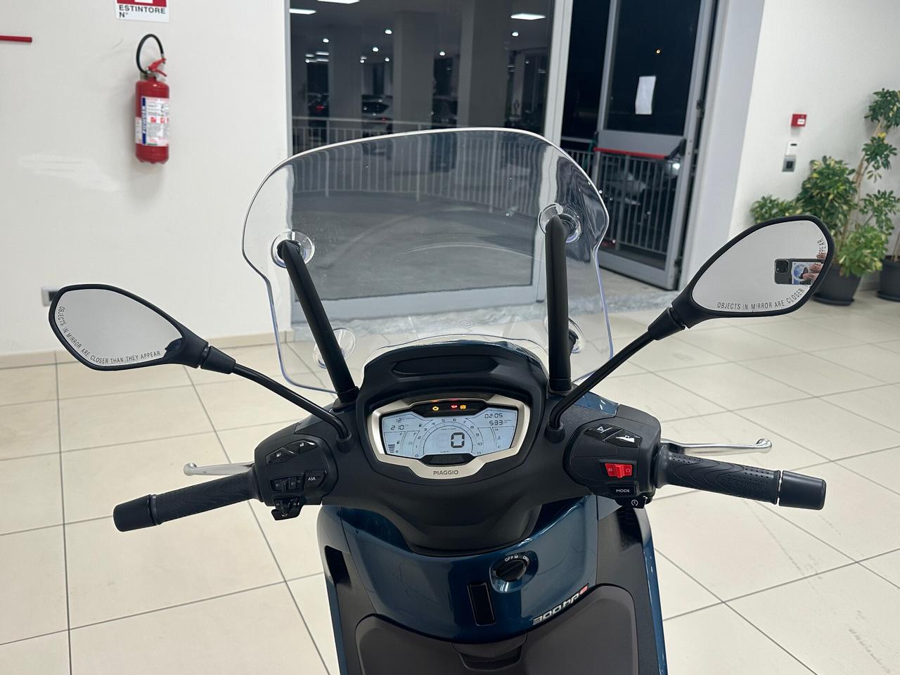 Piaggio Beverly 300 i.e. KM 490 - 2025