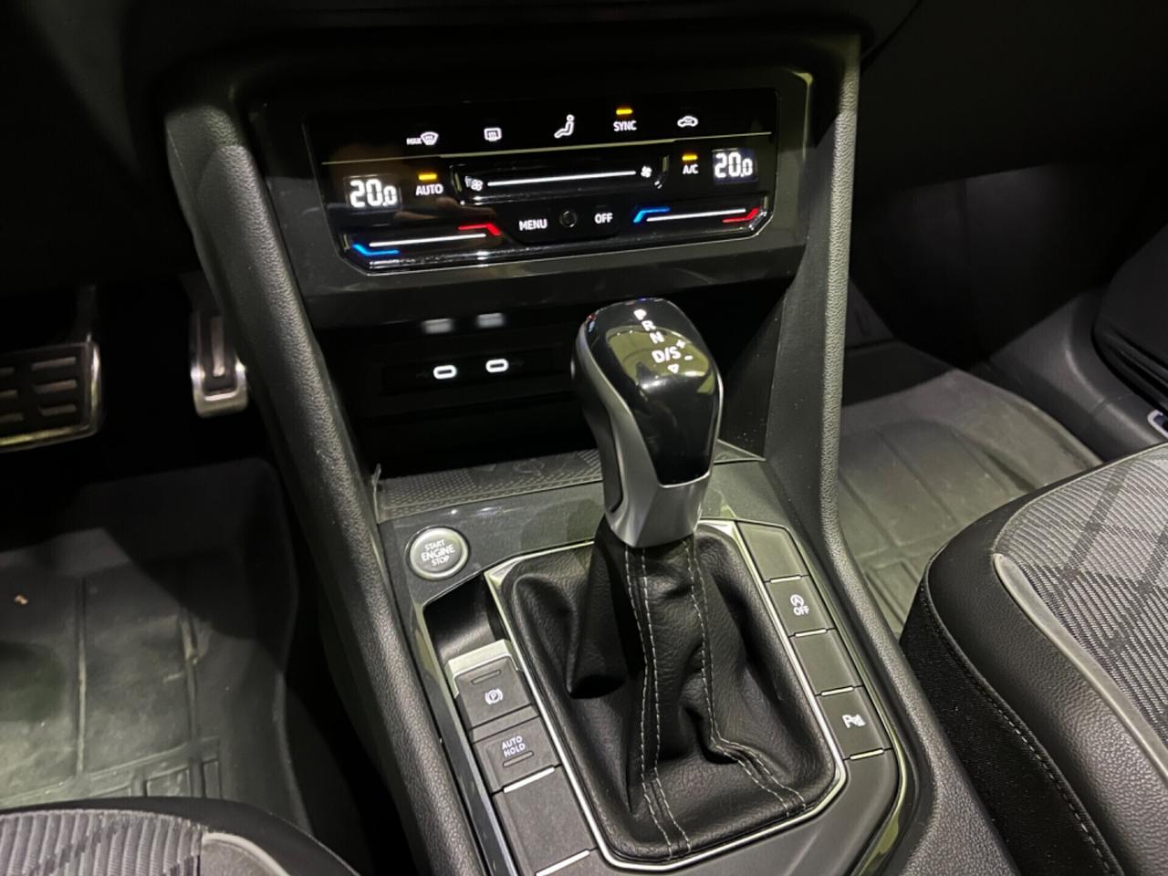 Volkswagen Tiguan 2.0 TDI 150 CV SCR DSG R-Line