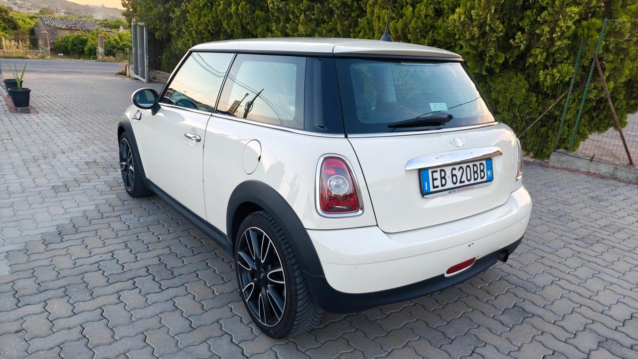Mini 1.4 16V Ray