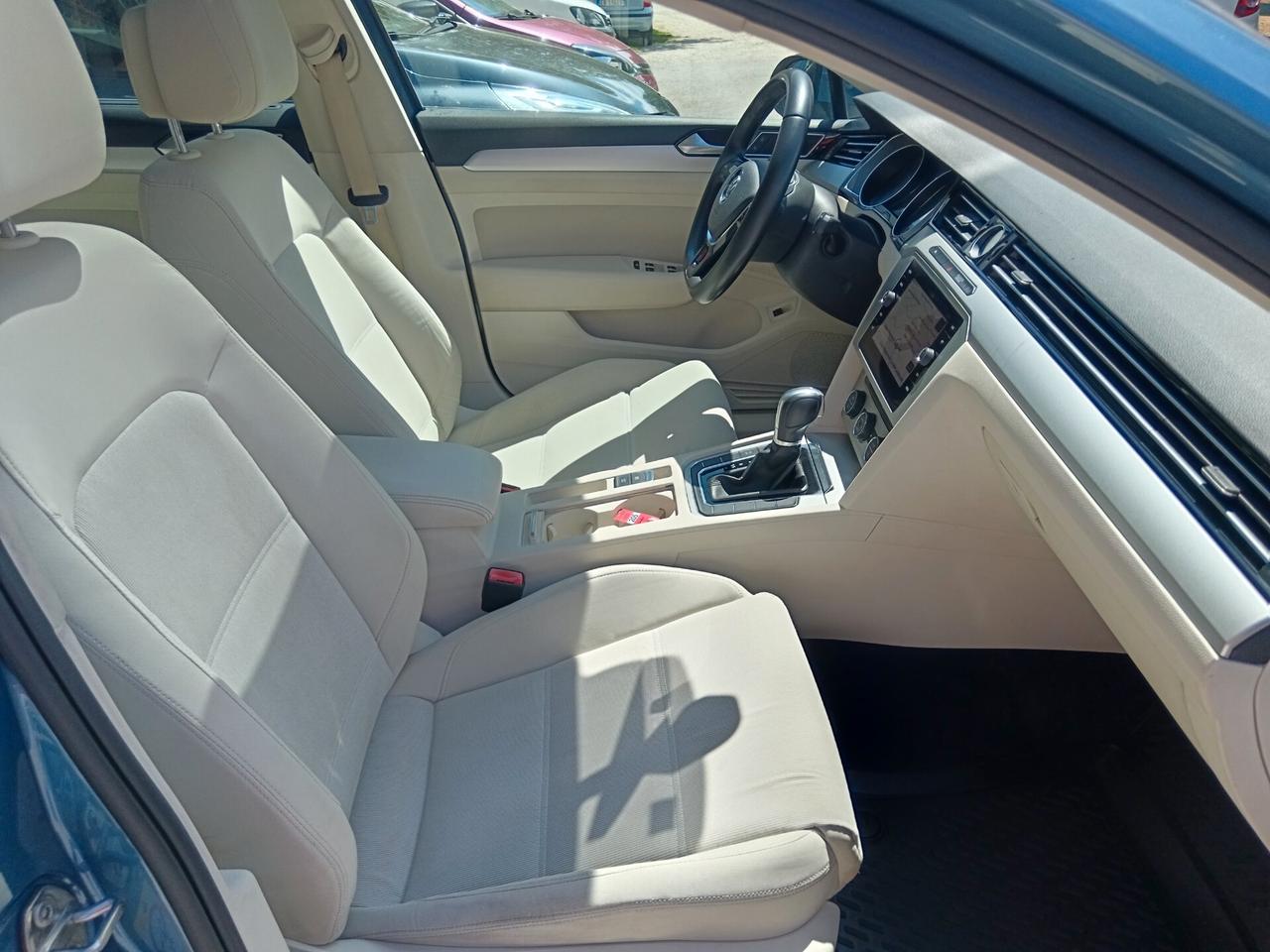 Volkswagen Passat 1.6 TDI 120CV TETTO APRIBILE