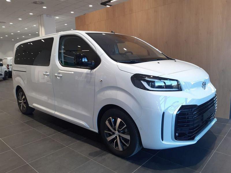 Toyota Proace Verso 2.0D 177 CV L1 Medium A/T D Executive