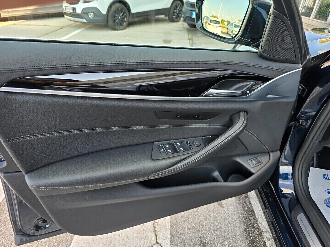 Bmw 530d xDrive Luxury 265cv 2017 PARI A NUOVO!!