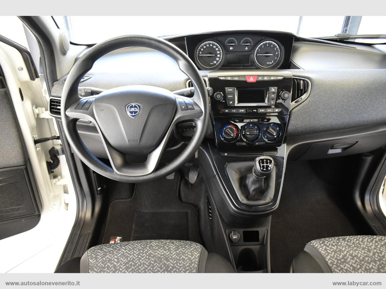 LANCIA Ypsilon 1.2 69 CV 5p. S&S Elefantino Blu