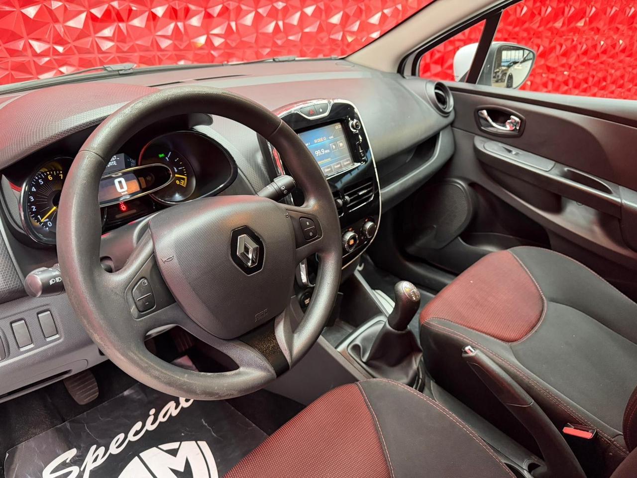 Renault Clio Sporter 1.2 75CV Live OK NEOPATENTATI