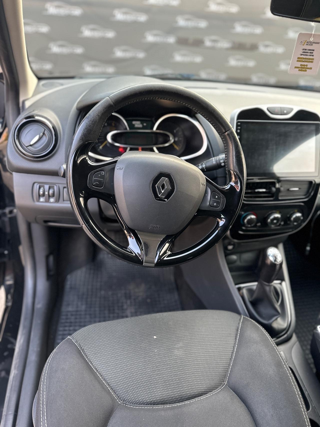 RENAULT CLIO (anno 2014)