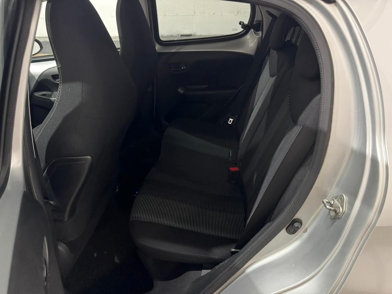Peugeot 108 VTi 68 5 porte Allure TOP!