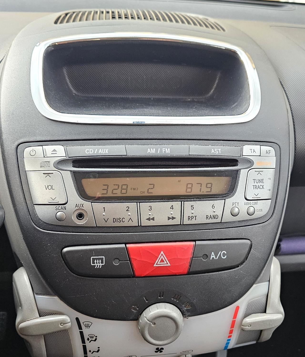 Citroen C1 1.0 5 porte ABS CLIMA RADIO GARANZIA