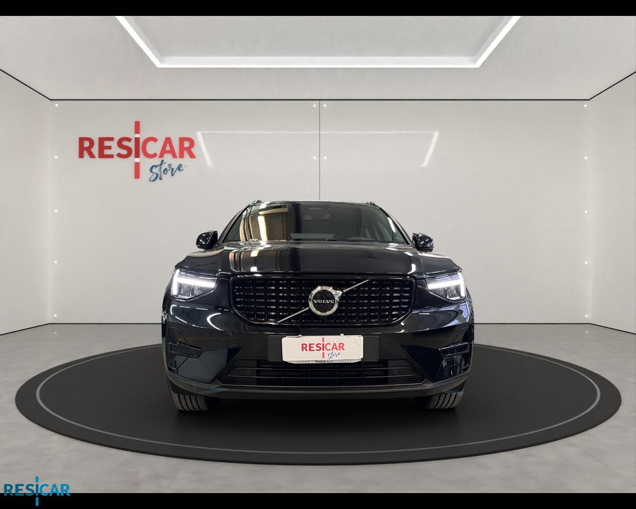 VOLVO XC40 2.0 b3 Plus Dark auto