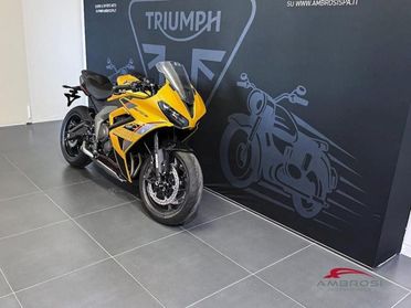 TRIUMPH Daytona 660