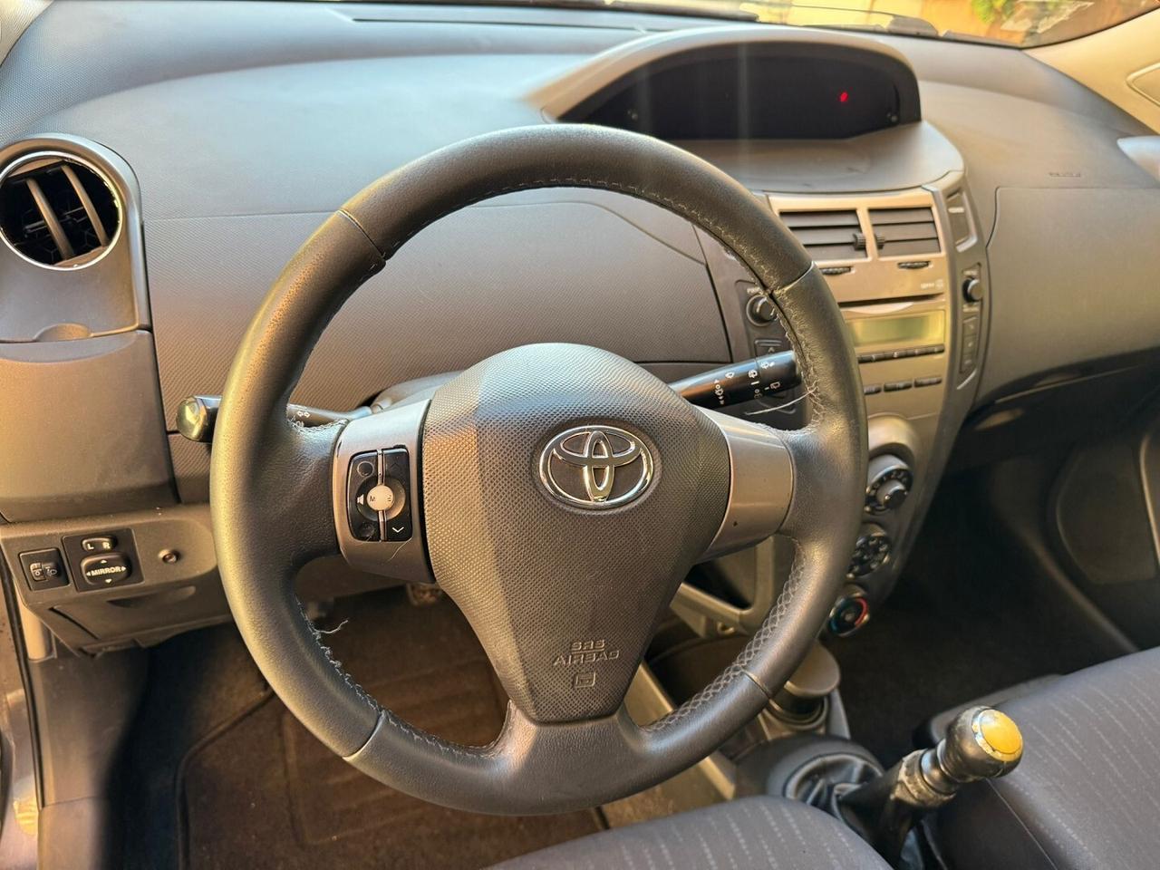 TOYOTA Yaris 1.3 5 porte Sol IMPIANTO GPL UNIPRO