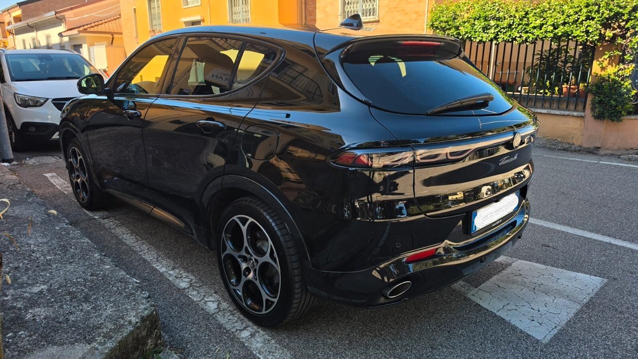 Alfa Romeo Tonale 1.3 280 CV PHEV AT6 Q4 Veloce