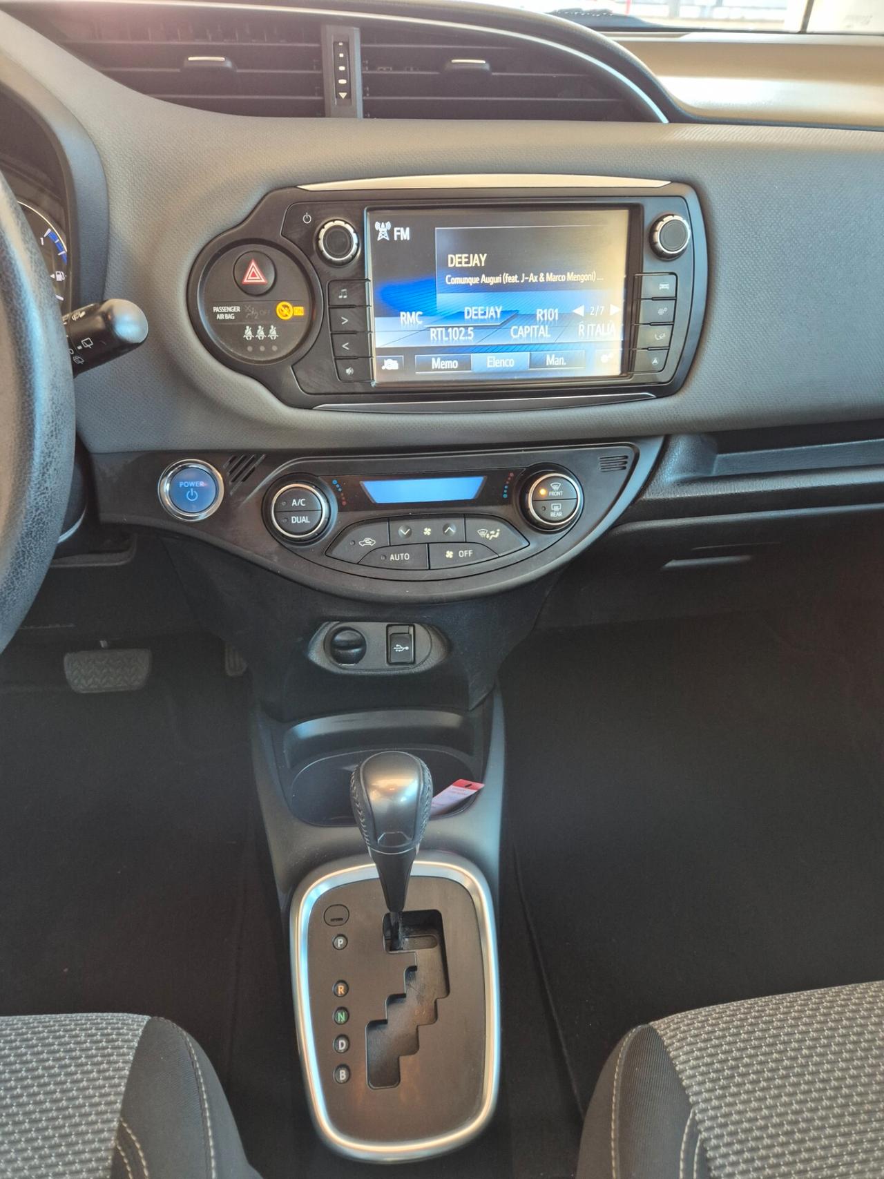 Toyota Yaris 1.5 Hybrid 5 porte Business