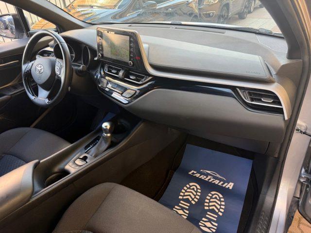 TOYOTA C-HR 1.8 Hybrid E-CVT Business