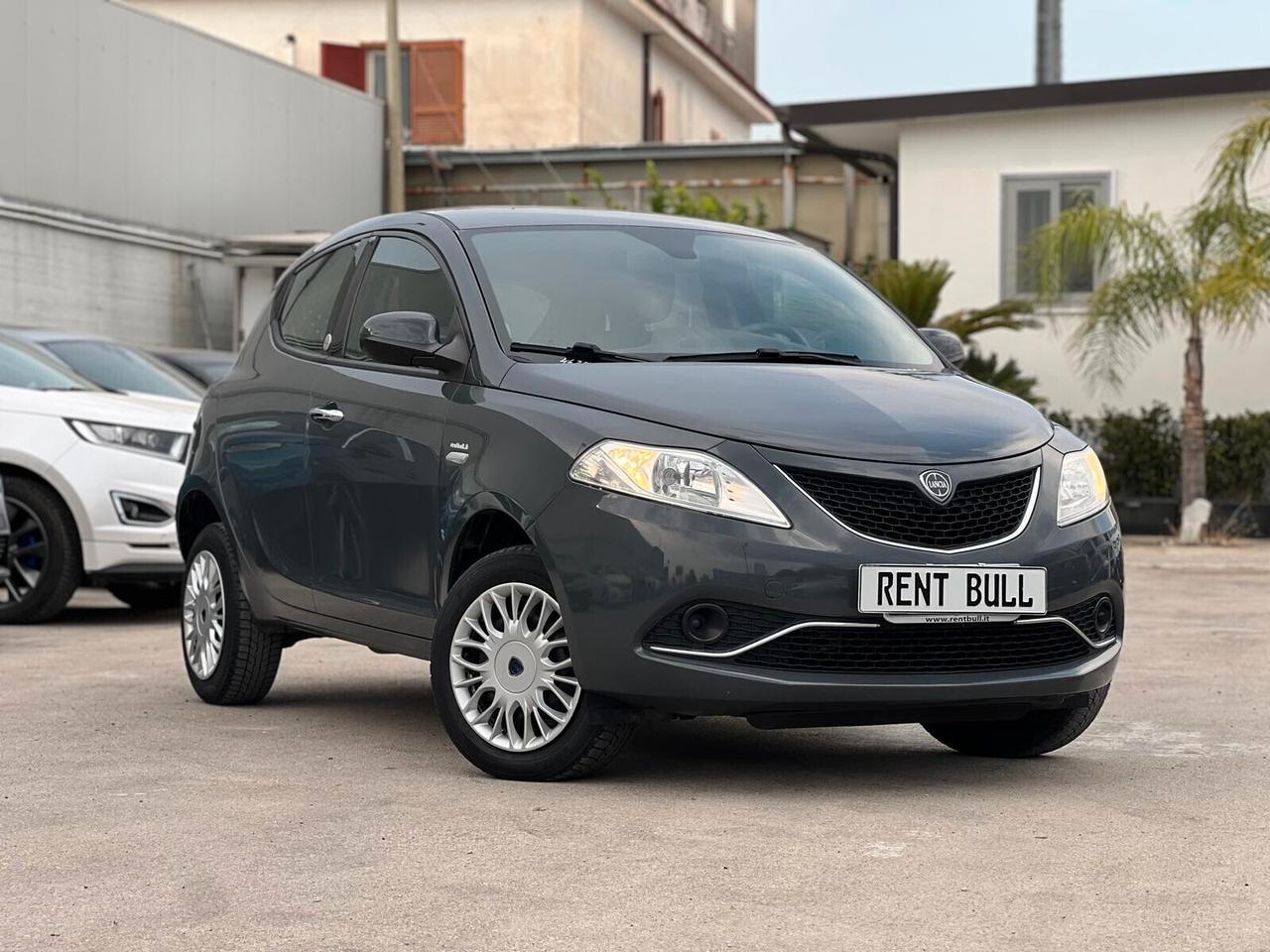 Lancia Ypsilon 0.9 TwinAir 85 CV 5 porte Metano Ecochic Mya