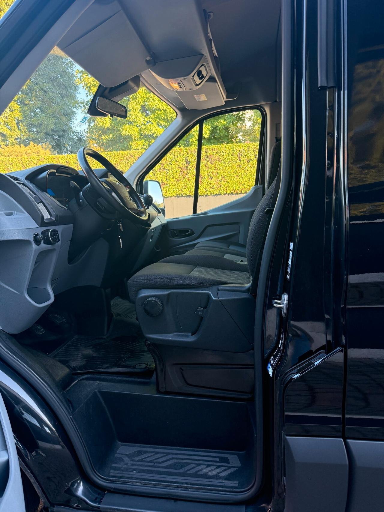 Ford Transit L3H2 Trend 130cv 2.0TDCi 9 POSTI ! IVA INCLUSA !!