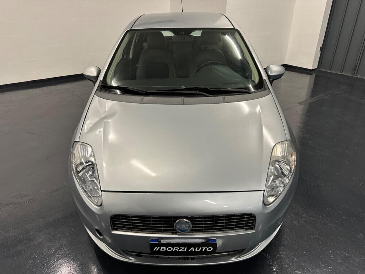 Fiat Grande Punto 1.2 5p DISTRIBUZIONE NUOVA!