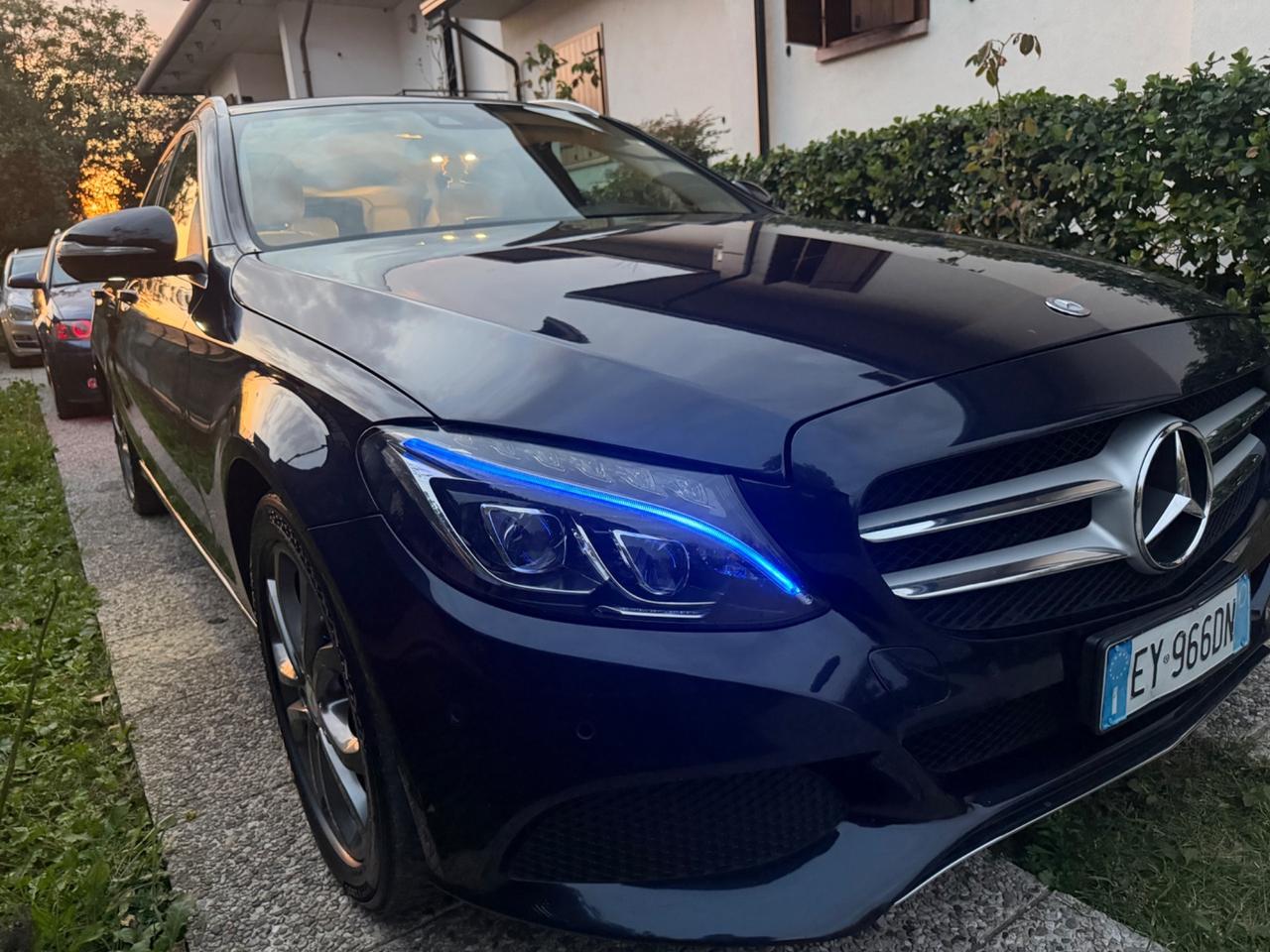 Mercedes-benz C 220 d Auto Premium