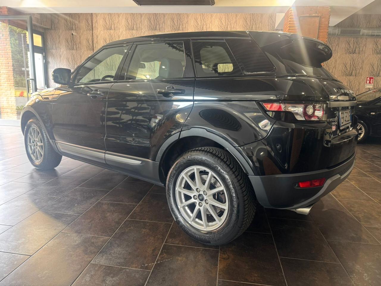 Land Rover Range Rover Evoque Range Rover Evoque 2.2 Sd4 5p. Pure