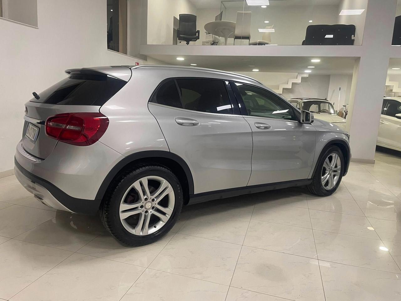 Mercedes-benz GLA 200 d Premium