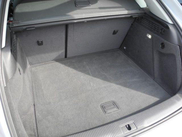 AUDI Q3 2.0 TDI 120cv 6M - NAVI -Ok NEOPATEN.- DA VETRINA