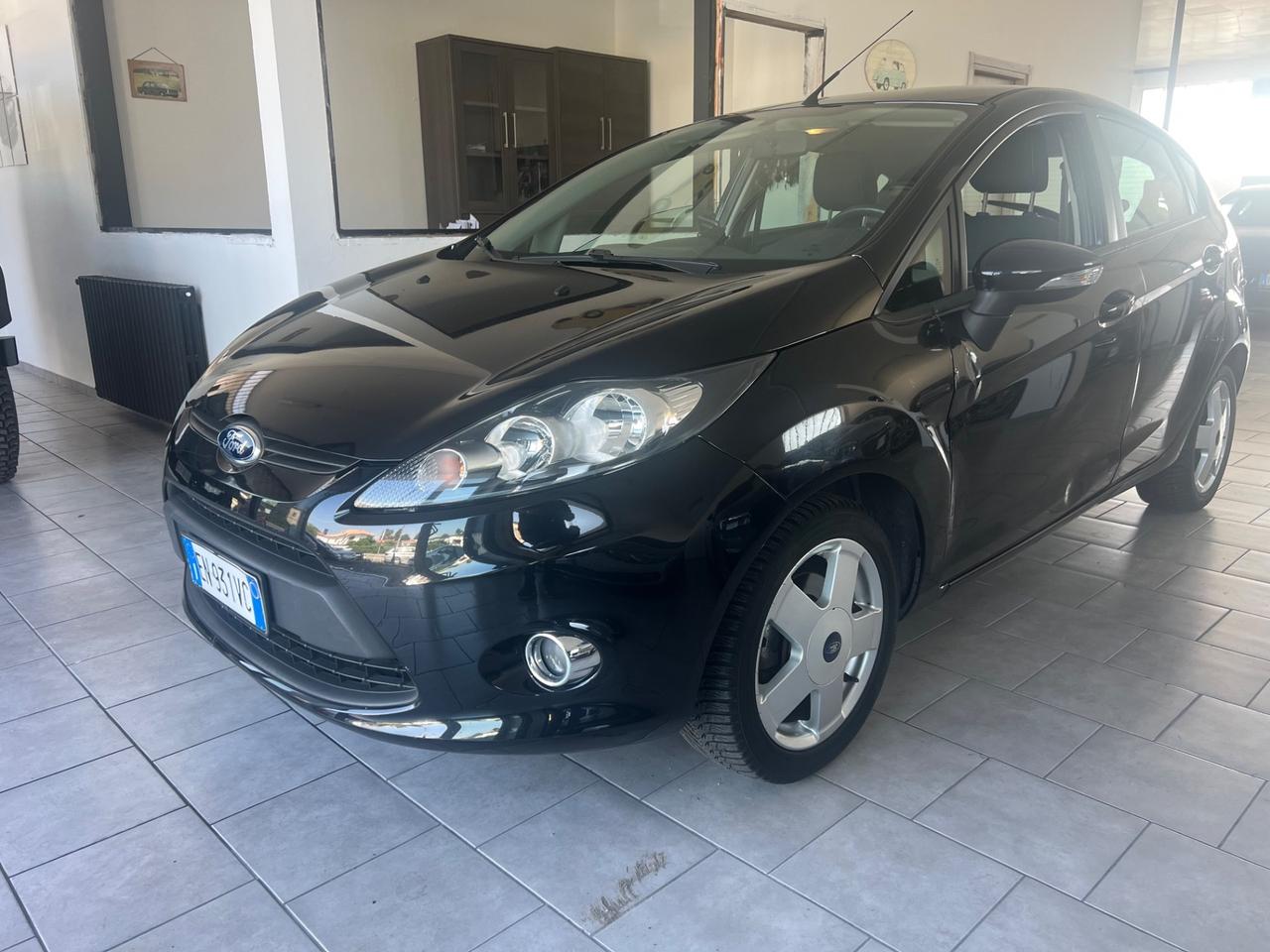 Ford Fiesta 1.4 5 porte Bz.- GPL