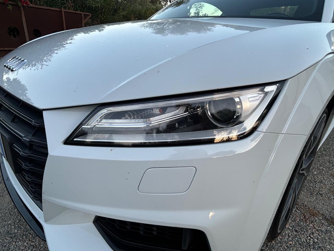 Audi TT TTS Coupé 2.0 TFSI 310 CV quattro S tronic