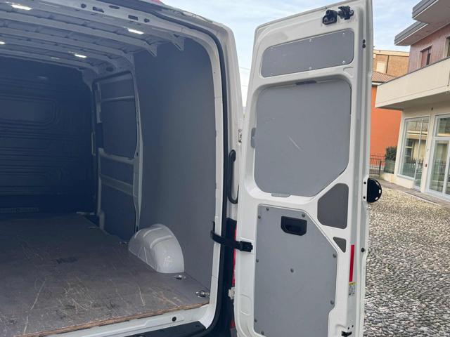 VOLKSWAGEN e-Crafter 35 136 CV PM-TA Furgone