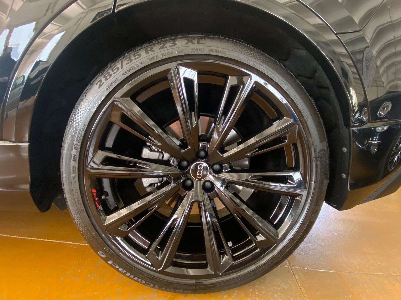 Audi Q8 SUV 50 TDI 286 CV quattro tiptronic S line edition Matrix Tetto