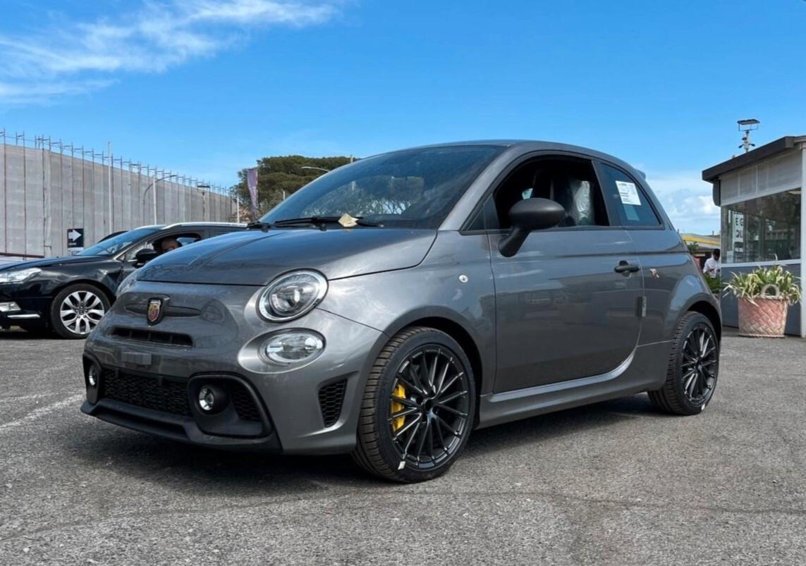 Abarth 695 1.4 Turbo T-Jet 180 CV