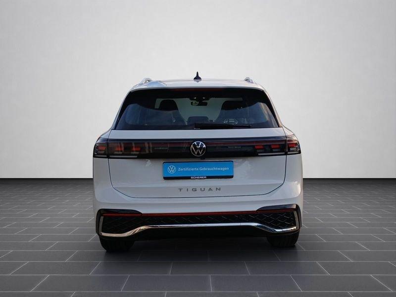 Volkswagen Tiguan 2.0 TDI 150 CV EVO SCR DSG Nuovo Modello R-Line 19" Camera