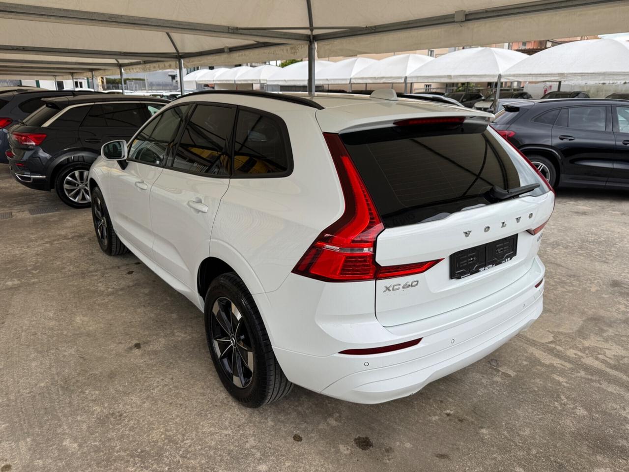 VOLVO XC60 B4 AWD MILD HYBRID MOMENTUM - 2021