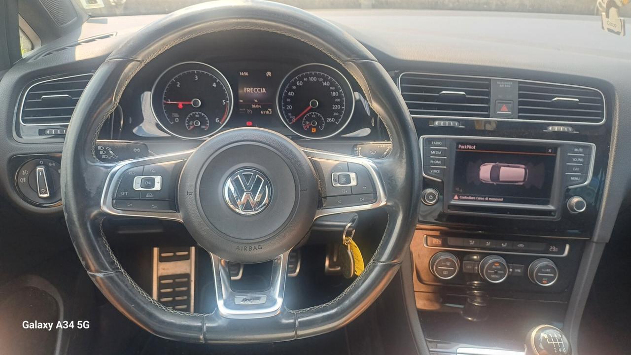 Volkswagen Golf 2.0 TDI 5p. R -Line