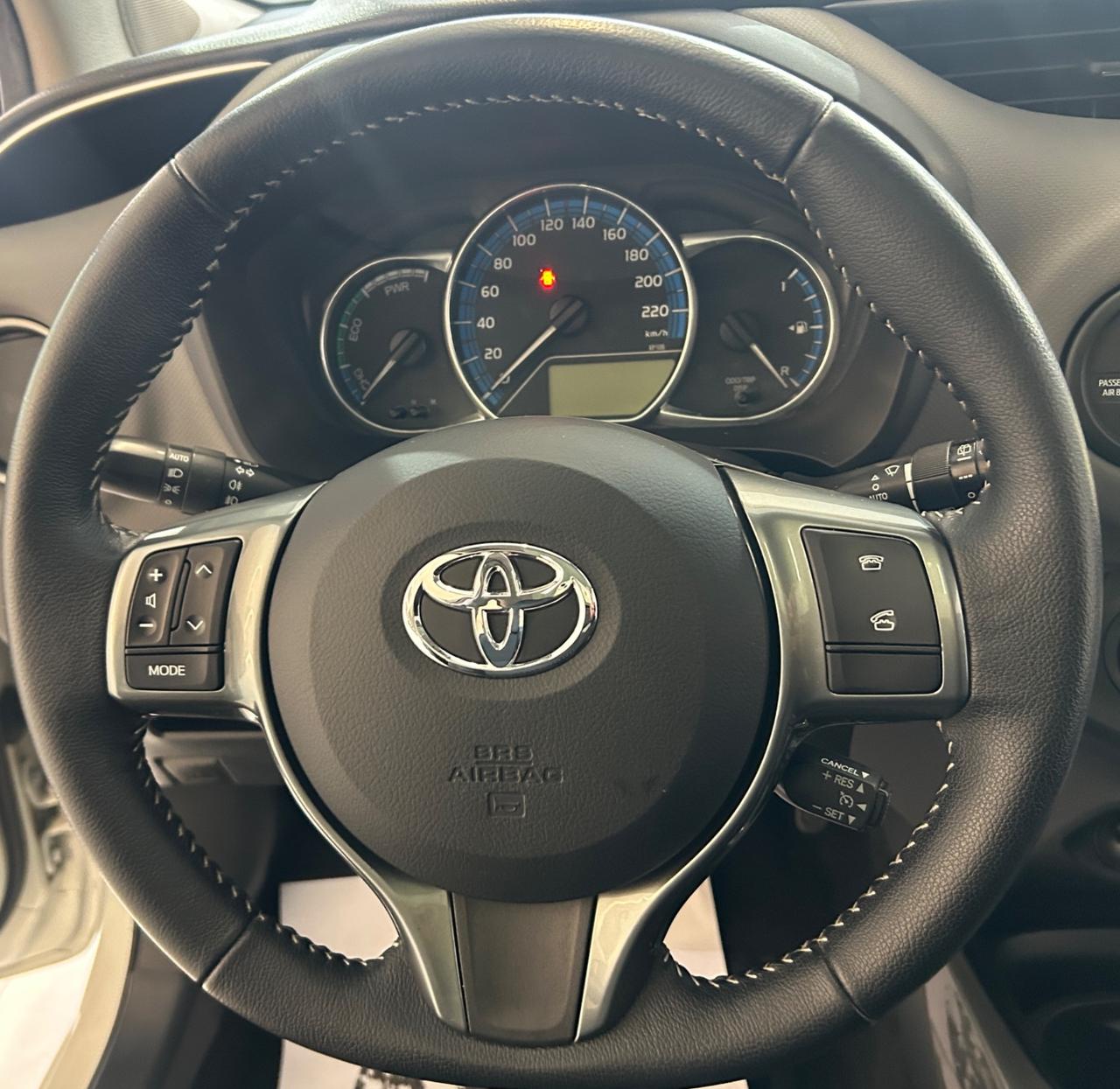 Toyota Yaris 1.5 Hybrid 55kw AUTOMATICA