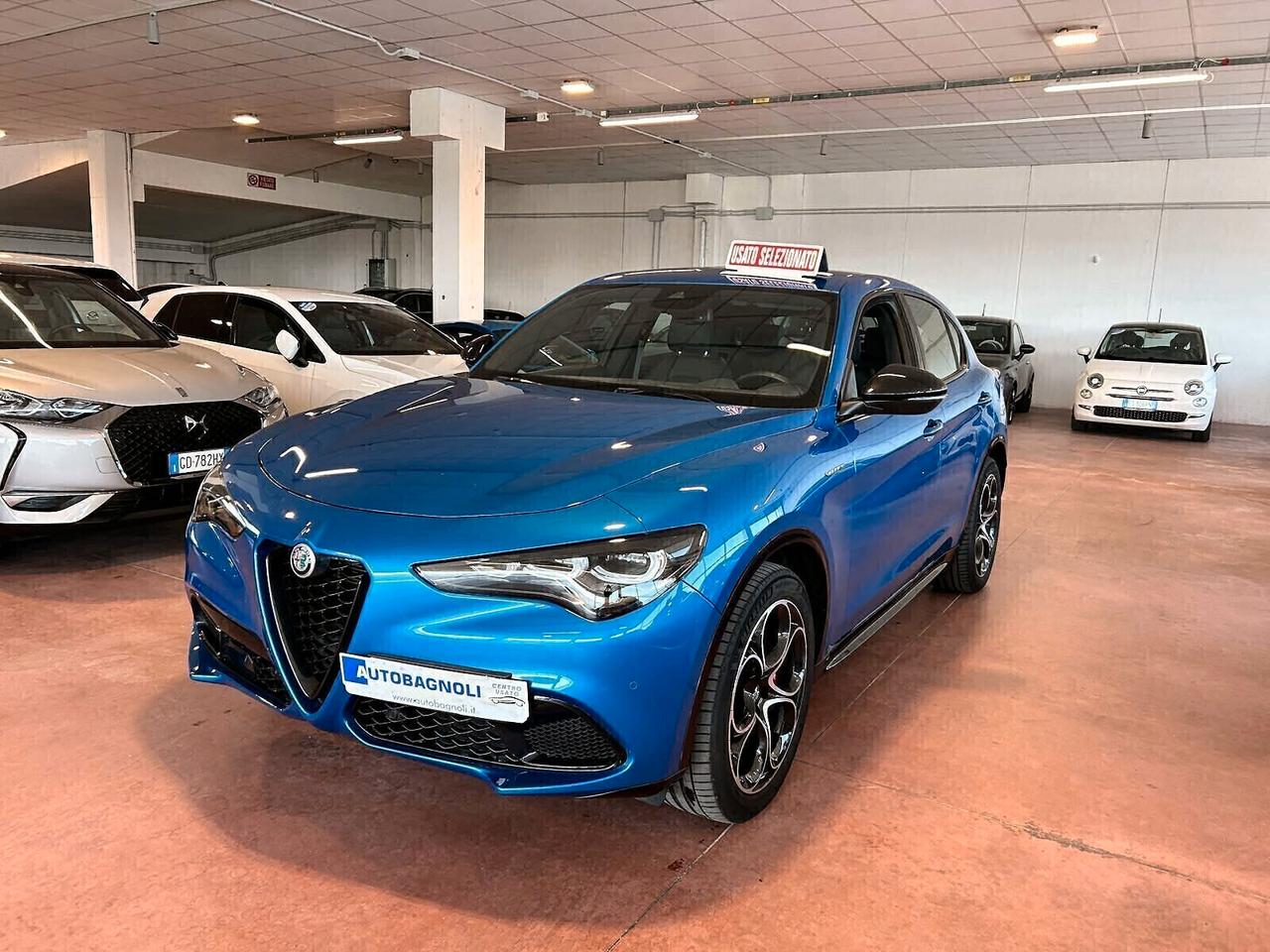 Alfa Romeo Stelvio VELOCE 2.0 Turbo AT8 Q4 SPOTICAR