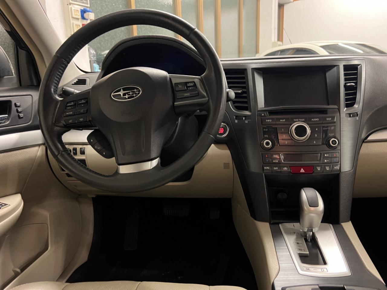 Subaru OUTBACK 2.0D Lineartronic Exclusive