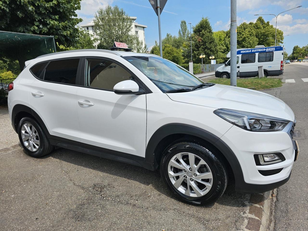 Hyundai Tucson 1.6 CRDi 115cv X-Tech*Navi*Pdc*Euro6*