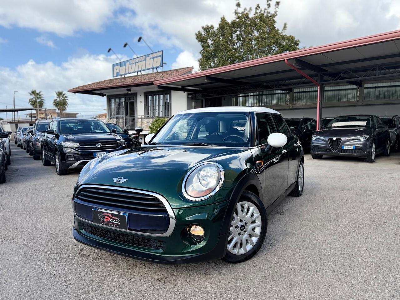 Mini 1.5 Cooper D 5 porte CAMBIO AUTOMATICO
